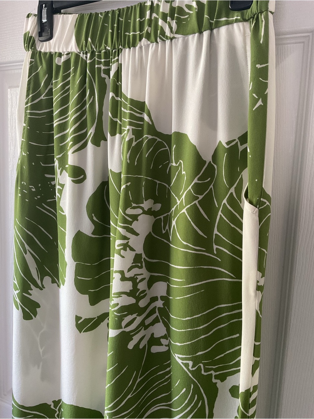 Banana Republic M Tall 100% Silk Floral Wide Leg Palazzo Pants Green - Picture 6 of 13